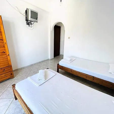 Guest house Seagarden 2 *